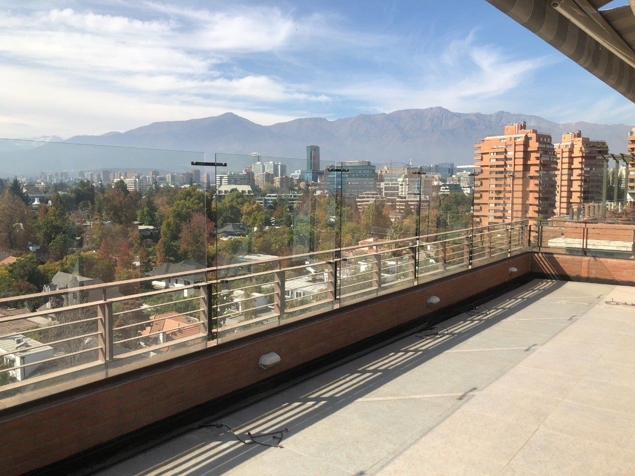 Vespucio/Candelaria Goyenechea