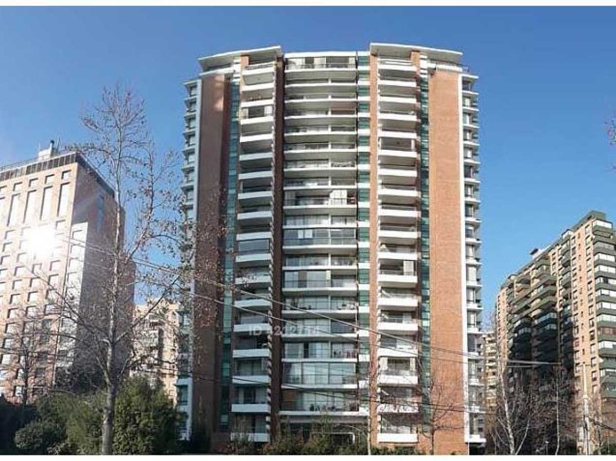 Los Militares / Warren Smith